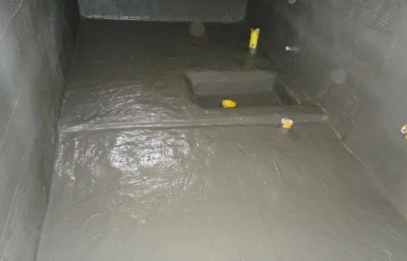 聚合物水泥基防水涂料如何使用？